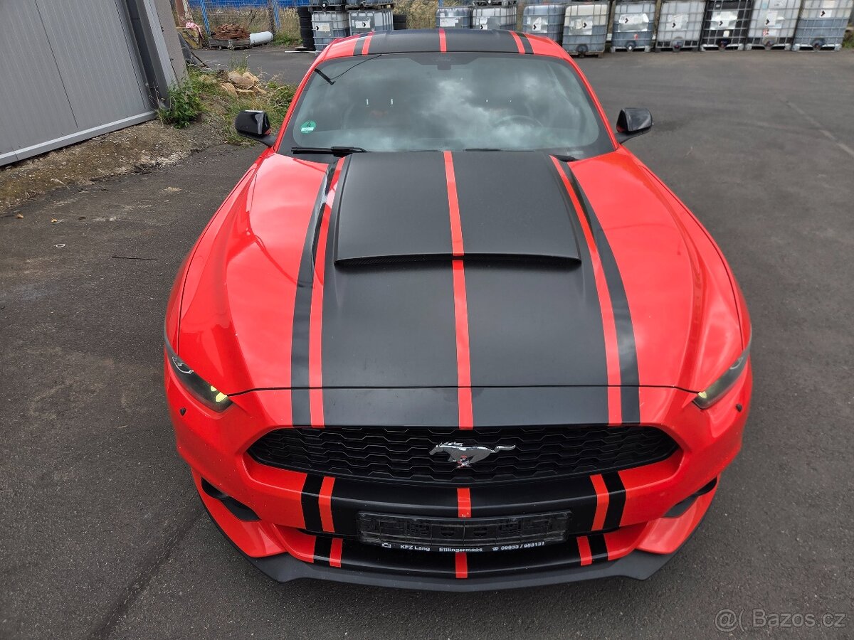 FORD MUSTANG 3.7 V6 2015 HAVAROVANÉ - 2