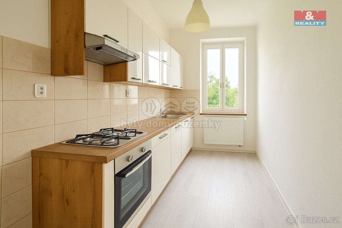 Prodej bytu 3+1, 84 m², České Budějovice, ul. U Lávky - 2