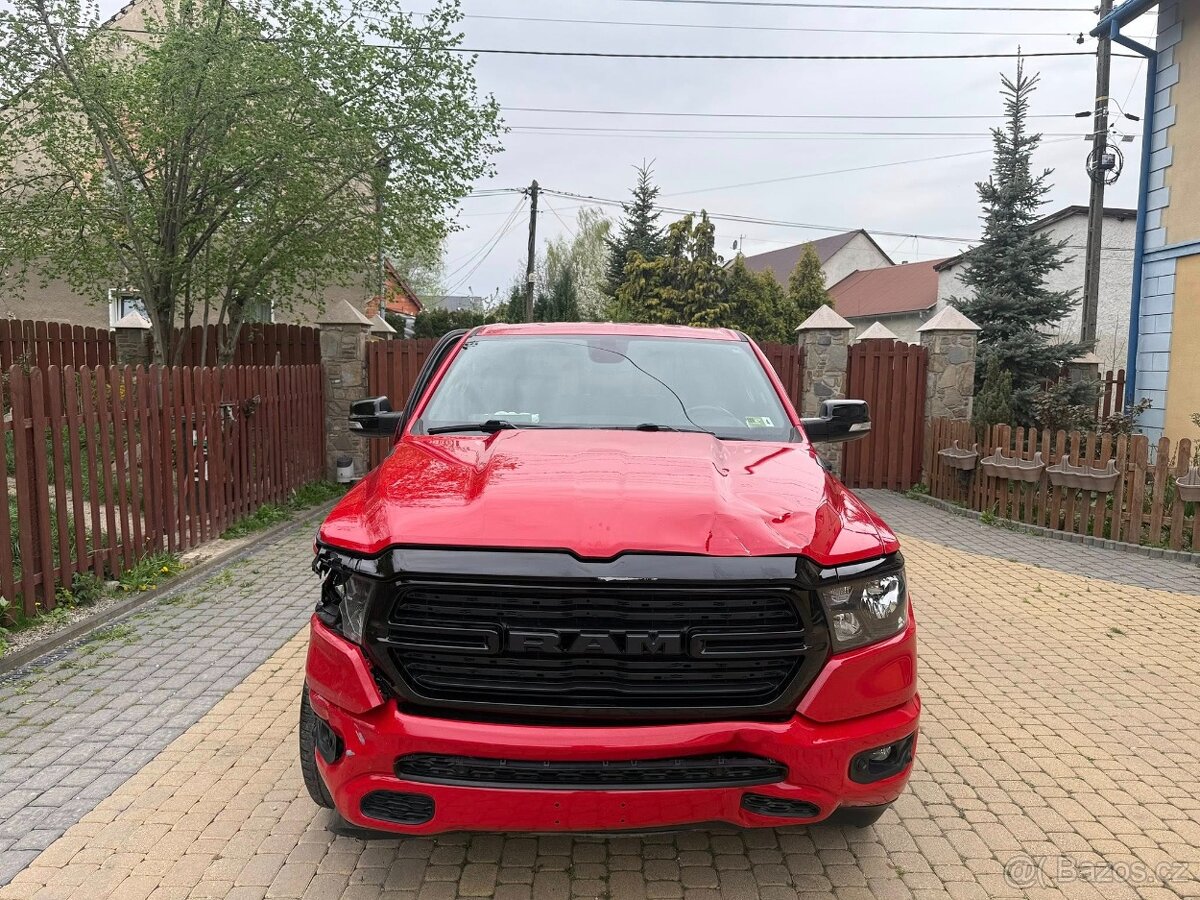 Ram 1500 Bighorn 5.7 4x4 odpocet dph