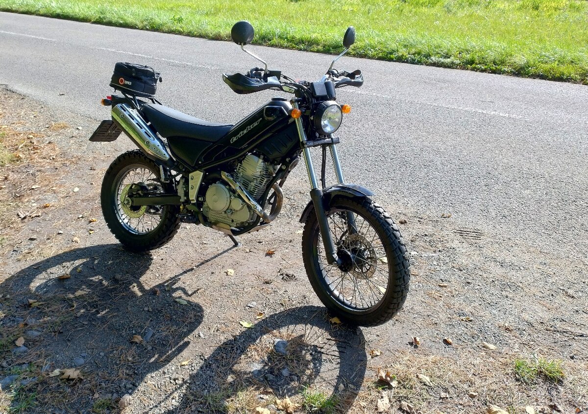 Yamaha Tricker