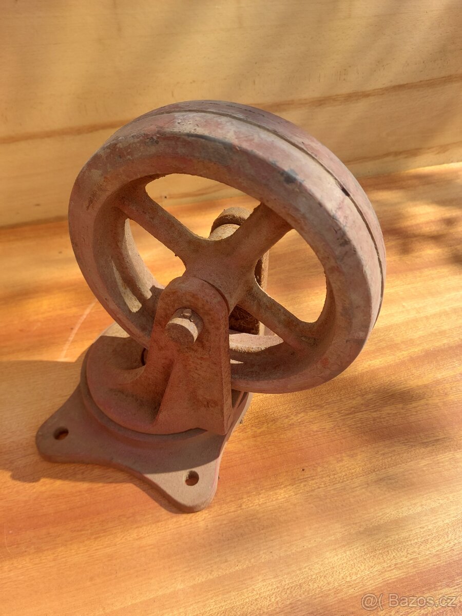 Pogumovaná litinová otočná kolečka - 2