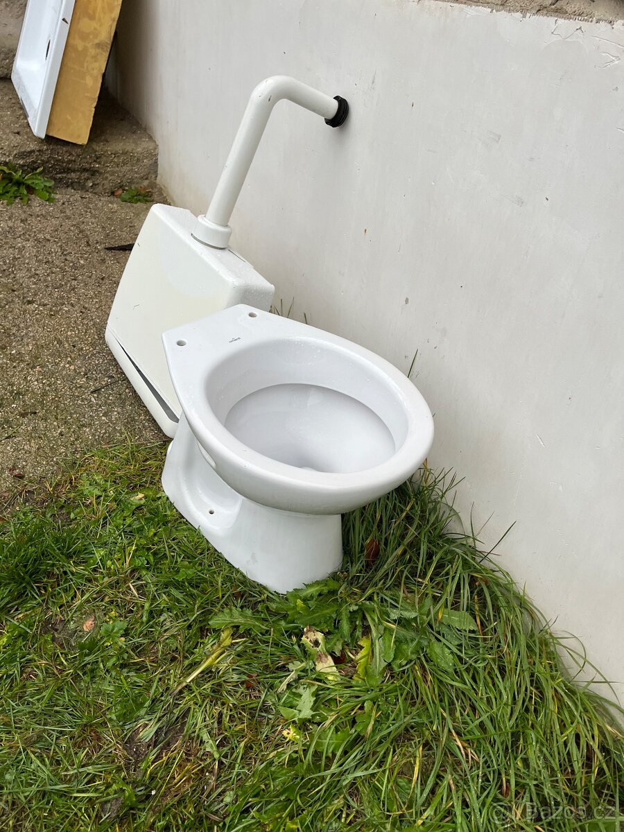 Záchodová mísa+nadrzka - 2