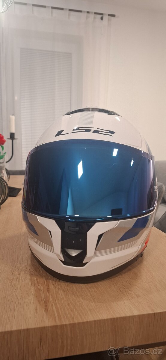 Helma LS2 vel. L - 2