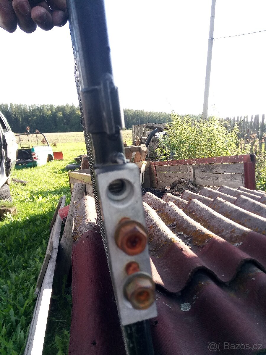 Chladič klimatizace Jeep wj - 2