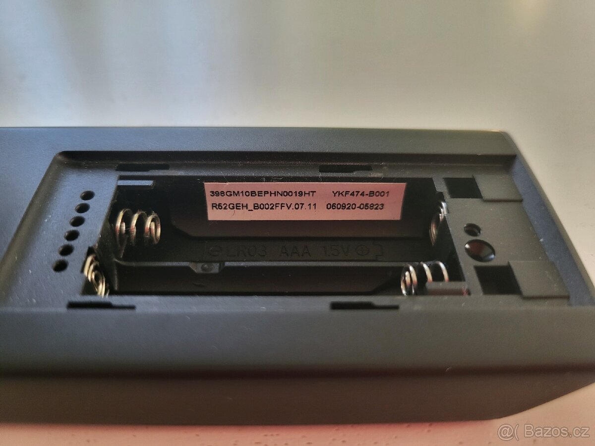 Chytrý dálkový TV ovladač Philips YKF474-B001 - 2