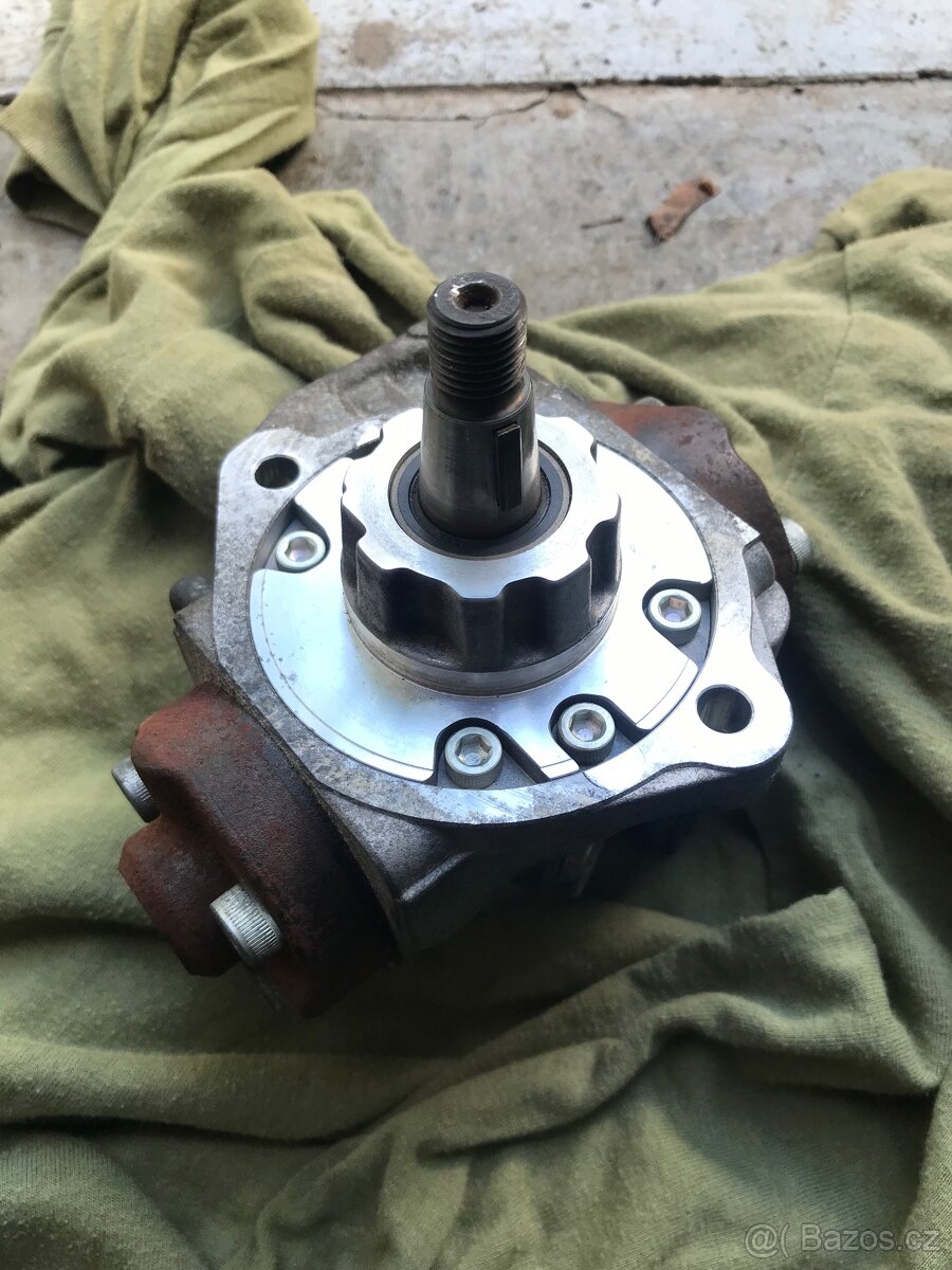 Vysokotlaké cerpadlo na Mazdu 2.0 D RF7J - 2