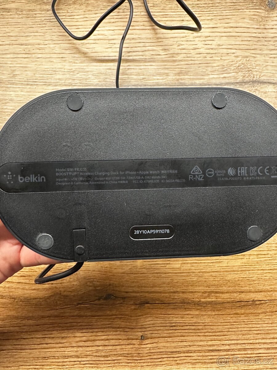 Belkin 2-in-1 nabíjecí stanice – MagSafe + Apple Watch - 2