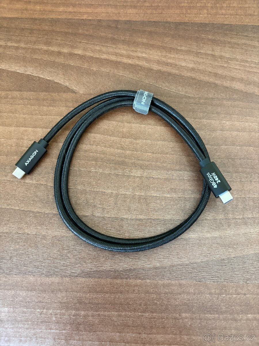 Datový kabel AXAGON USB4 240W - 2
