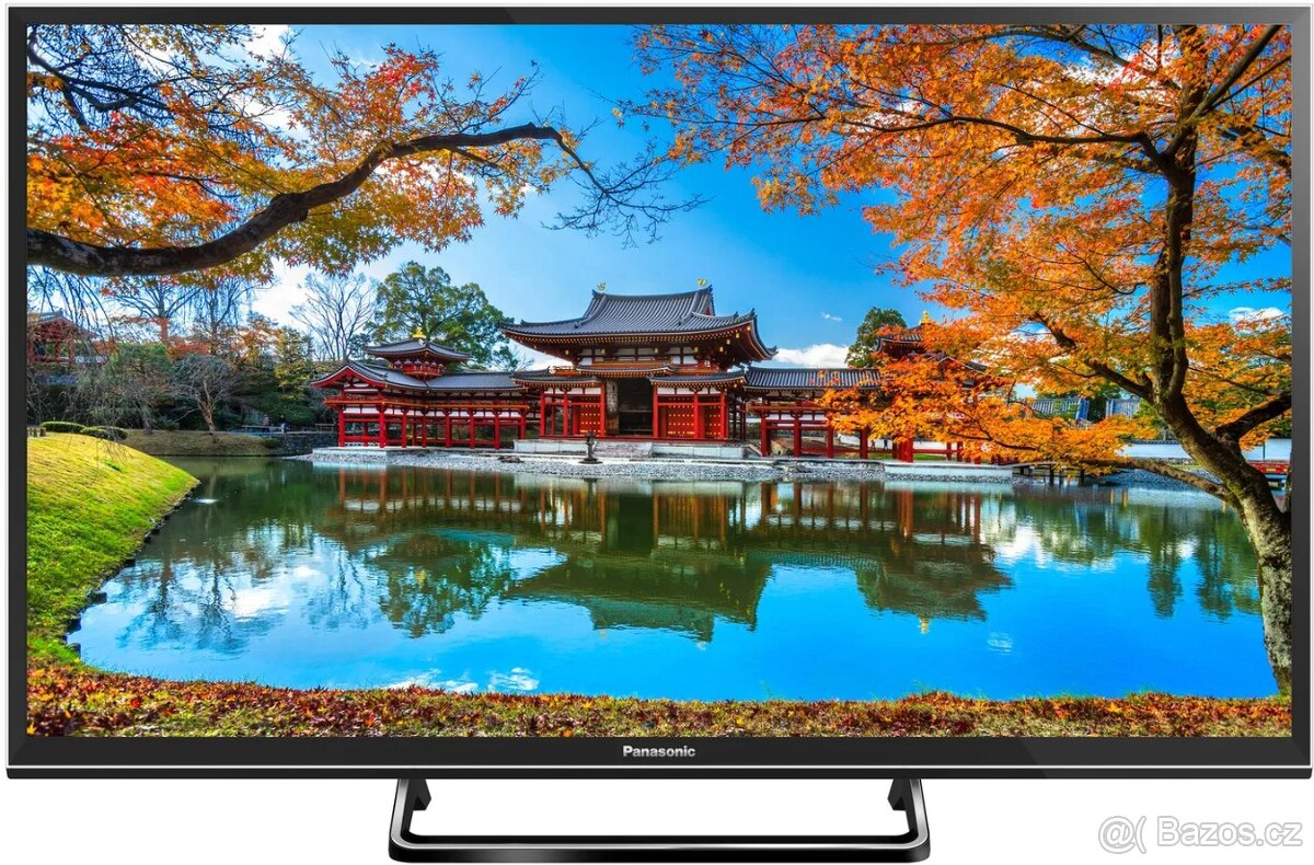 SMART LED TV Panasonic TX-32ES600E, 32" - jako nová - 2