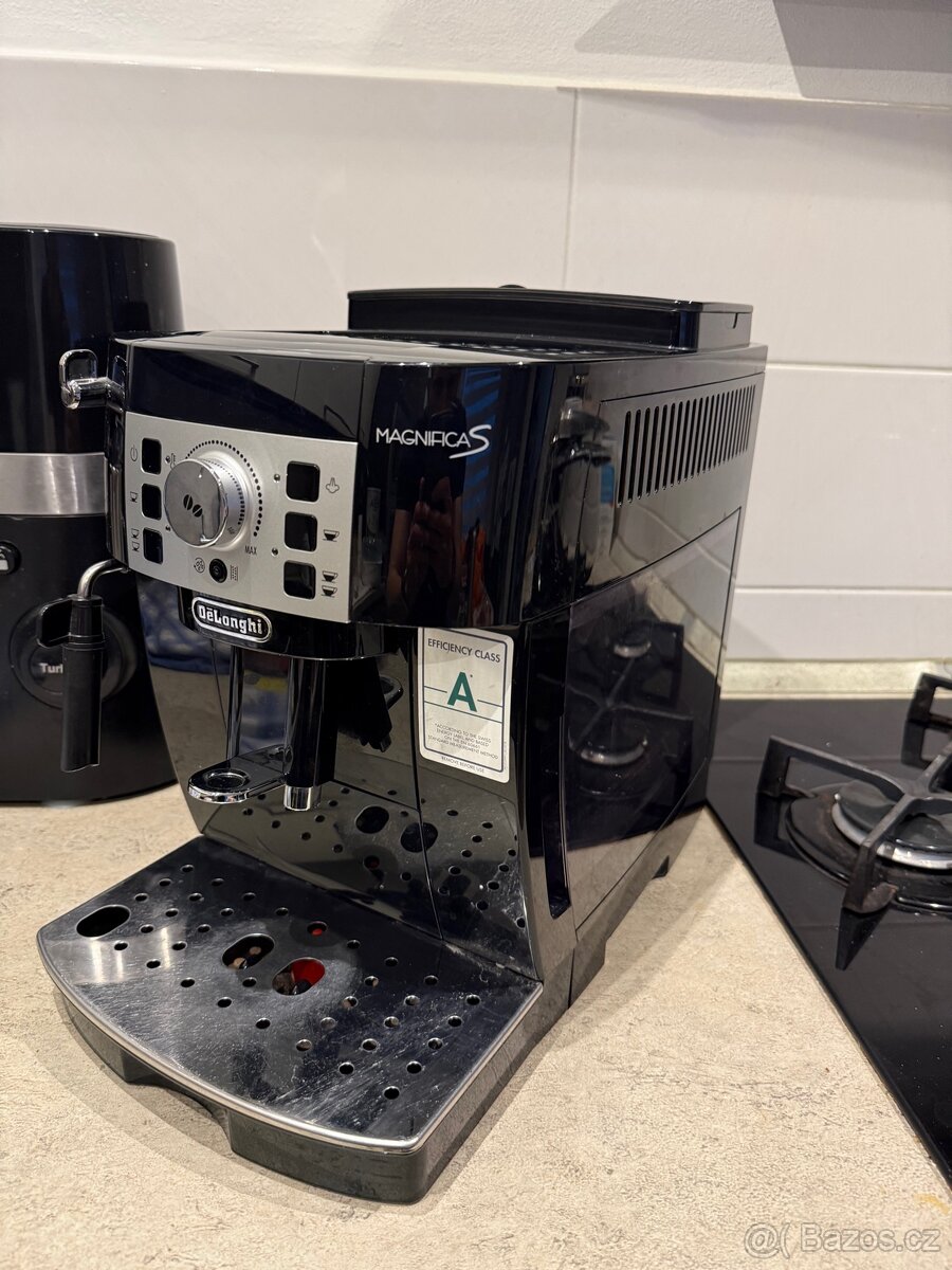 DeLonghi Magnifica S - 2