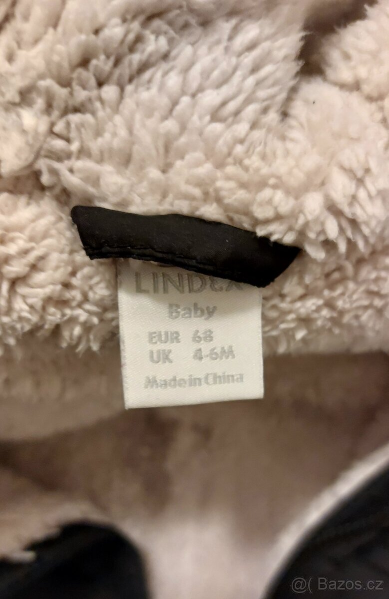 Dětské oblečení a boty - 2