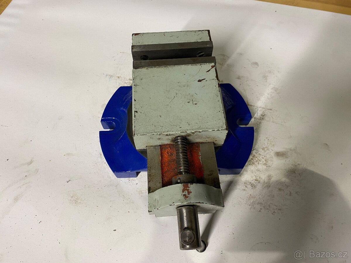 Svěrák otočný 100mm - 2