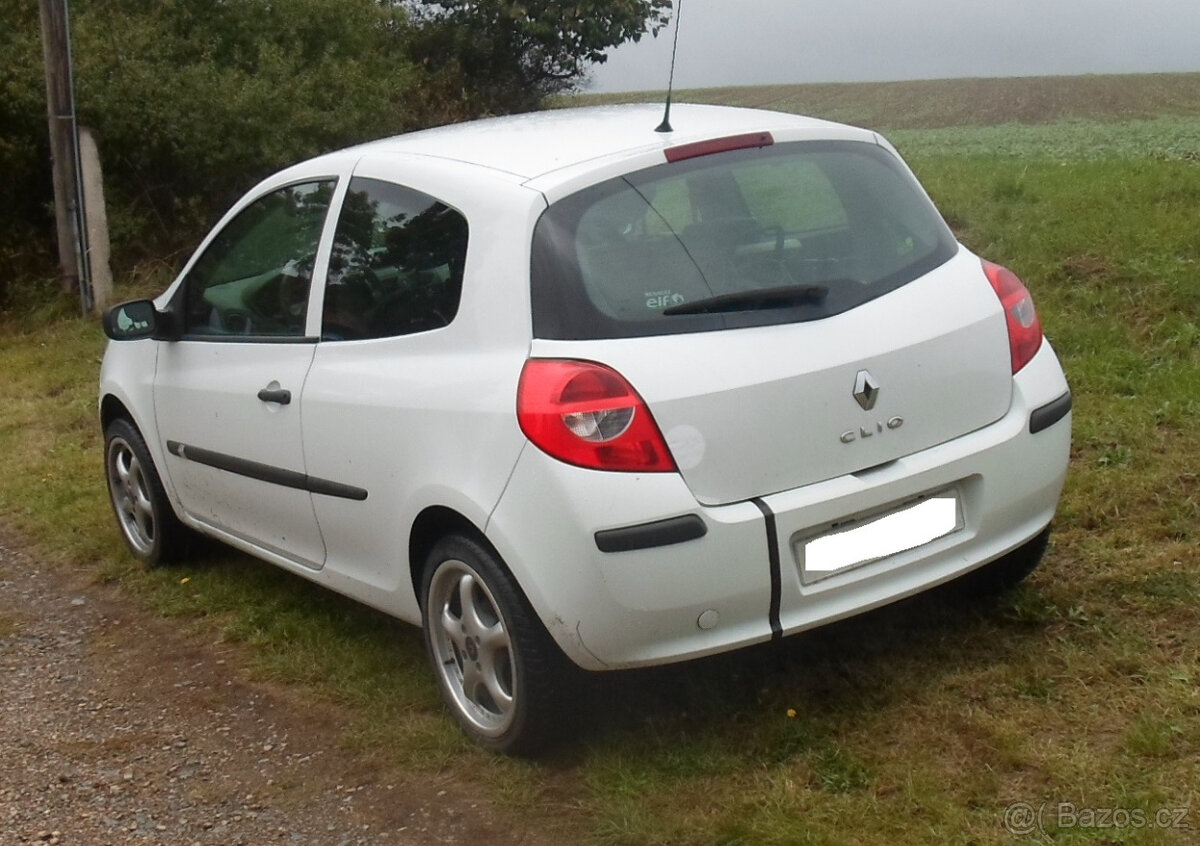 Renault Clio III 1.5dCi - Náhradní díly - 2