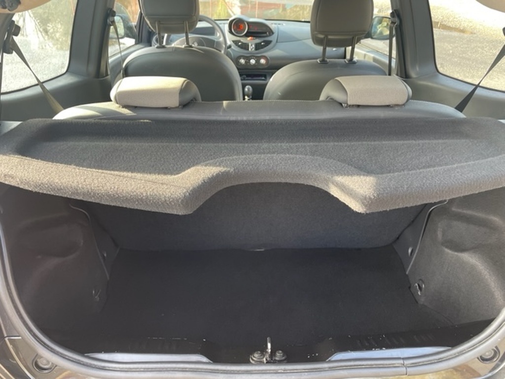 Renault Twingo 1.2i 43kw,r.2010, nová stk - 2