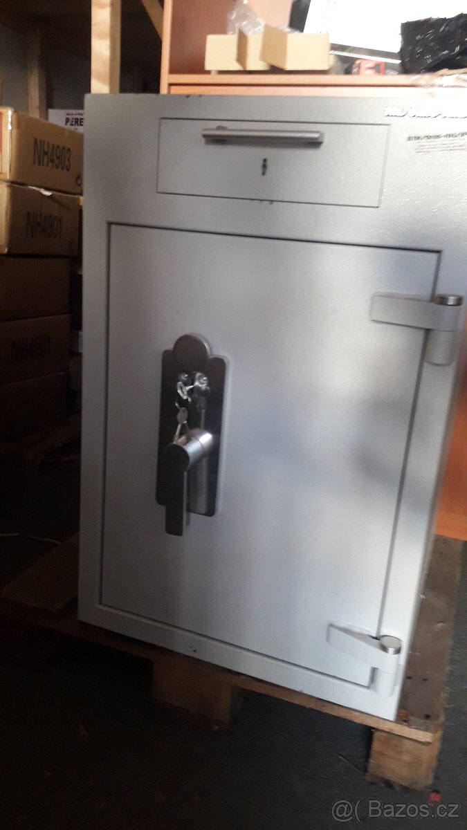 Trezor vhozový 150kg - 2