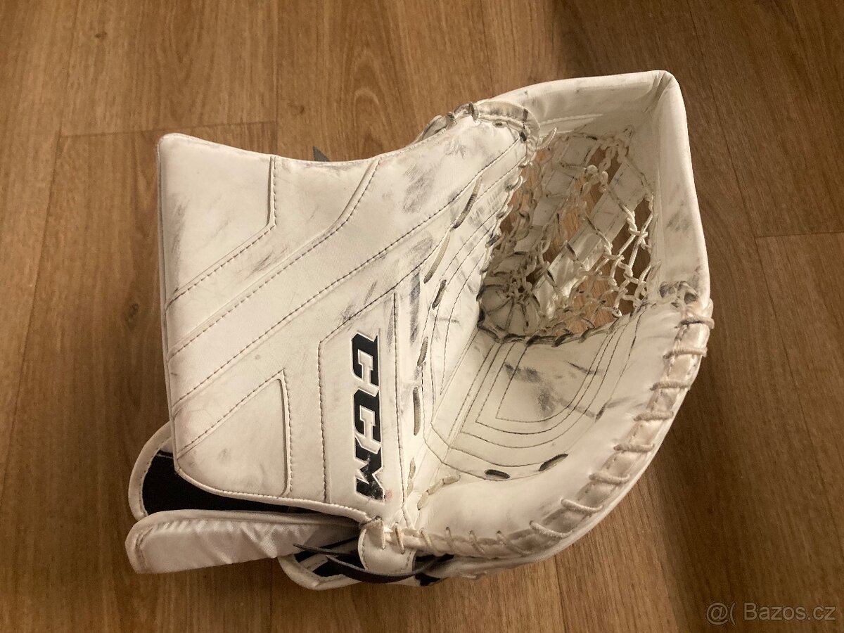 Lapacka CCM Axis. - 2