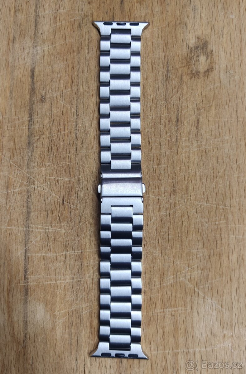 Kovový řemínek na Apple warch - 2
