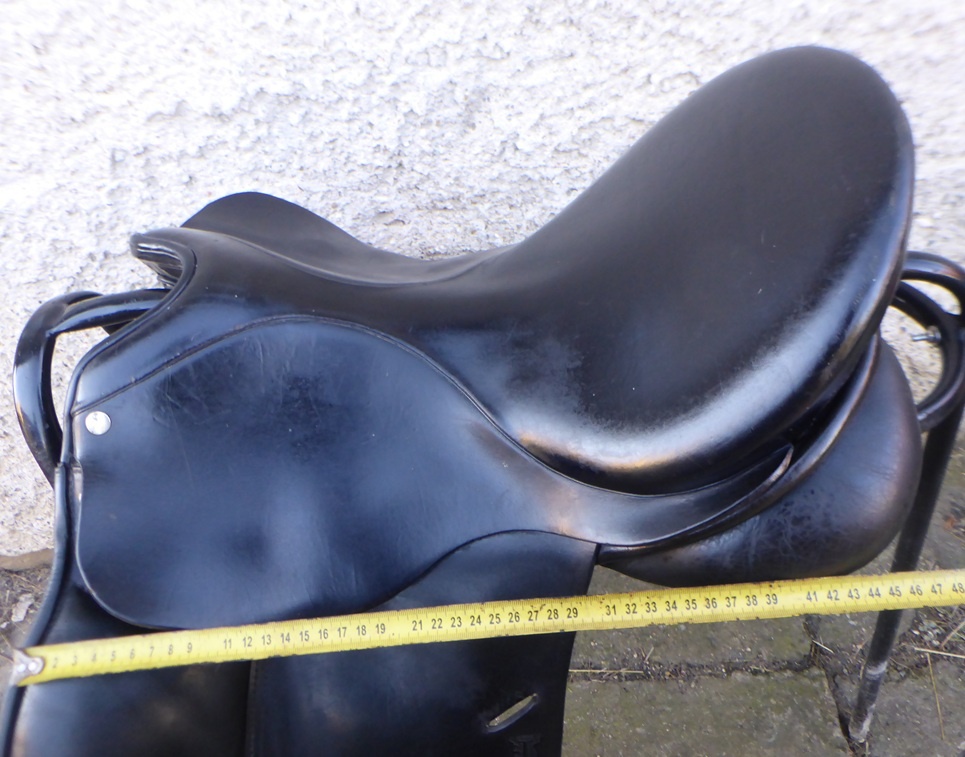 Drezurníá sedlo Theine - 2