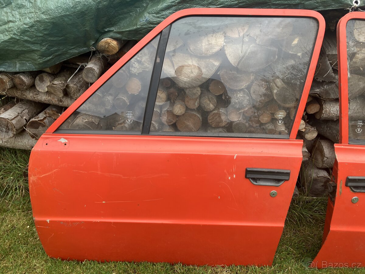 ŠKODA 105/120 DVEŘE - 2