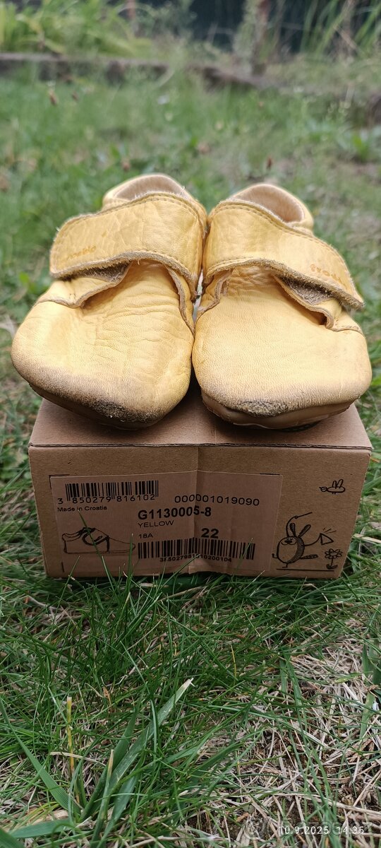 Froddo prewalkers velikost 22 - 2