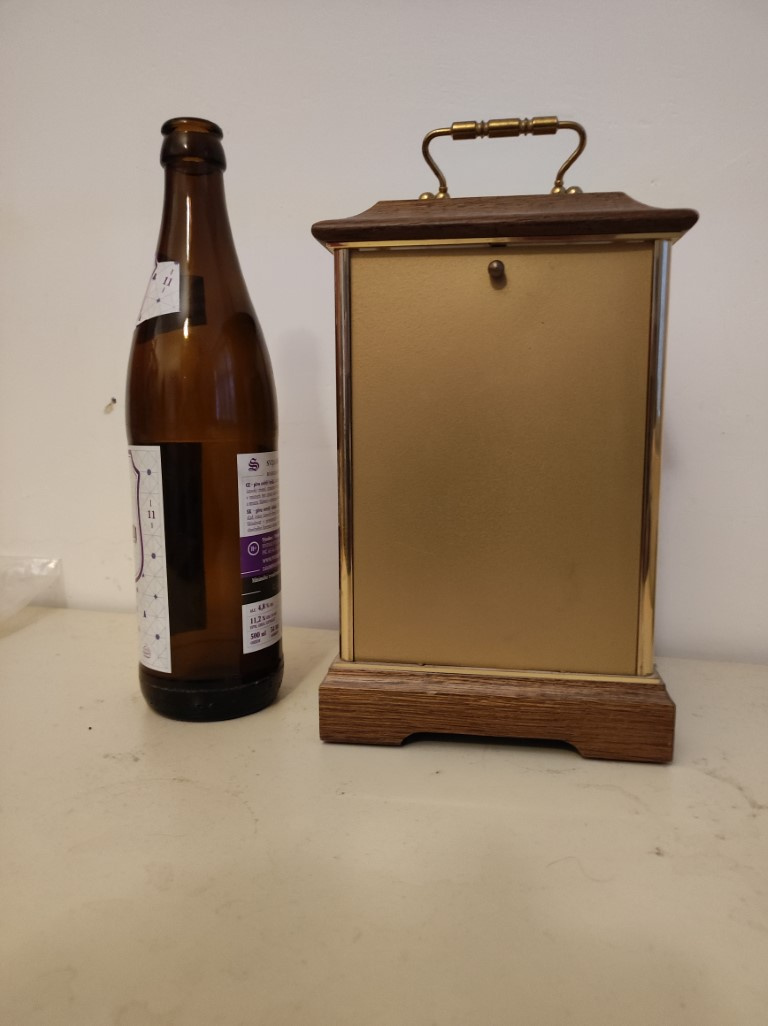 Hodiny quartz stolní - 2