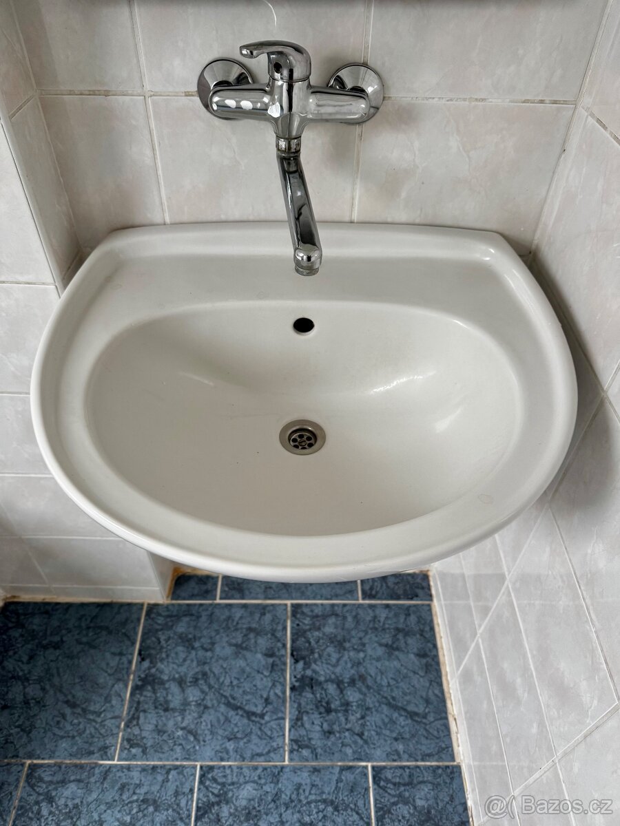 Umyvadlo Jika se sifonem - 2