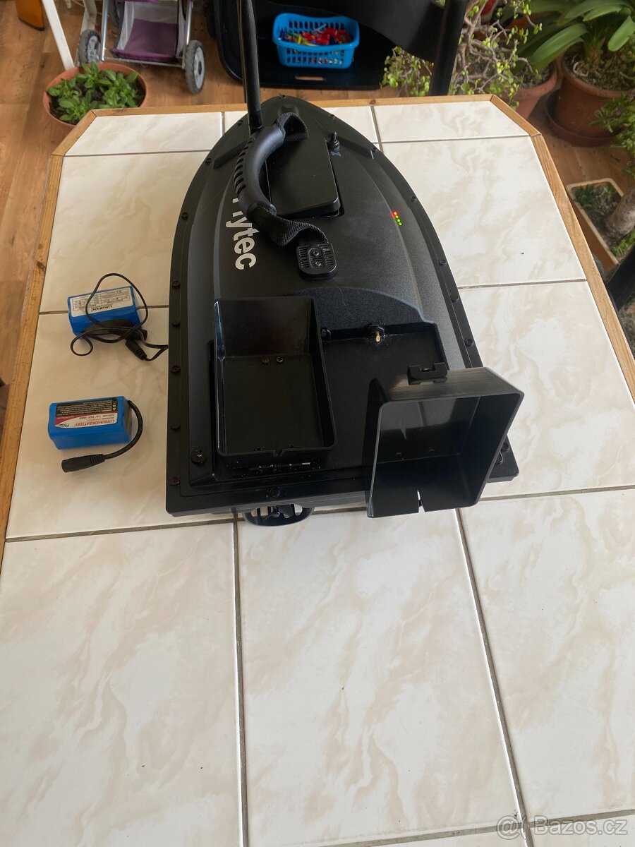 Zavážecí lodička - 2