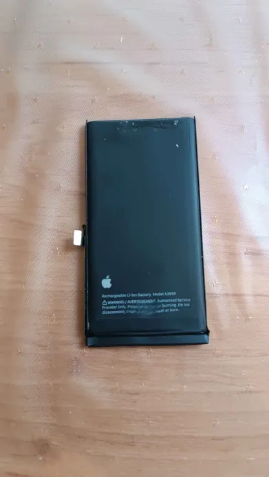 Apple iPhone 13 - Batéria - 2
