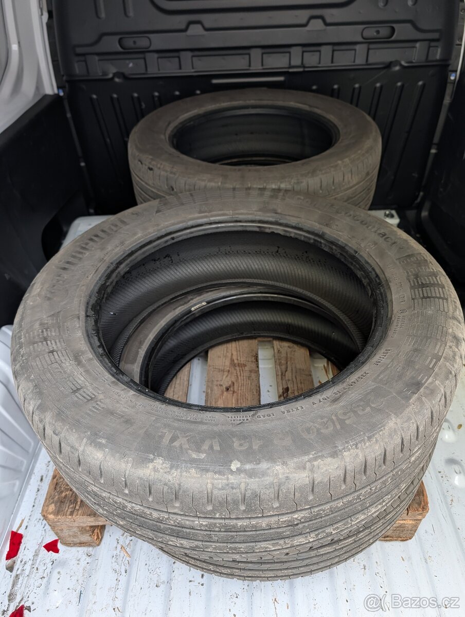 Continental 235/60 R18 v xl letní - 2