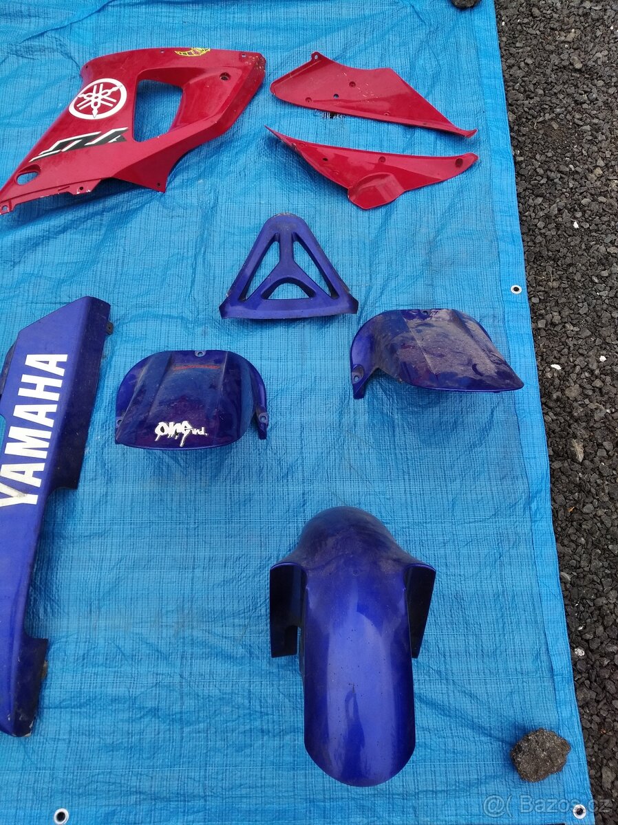 Yamaha R1 - 2