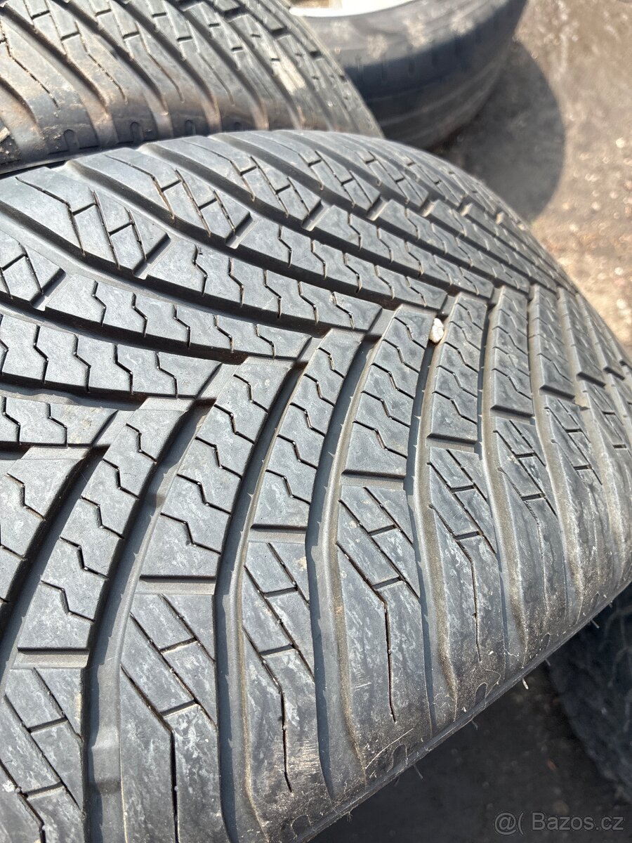 225/40 r18 - 2