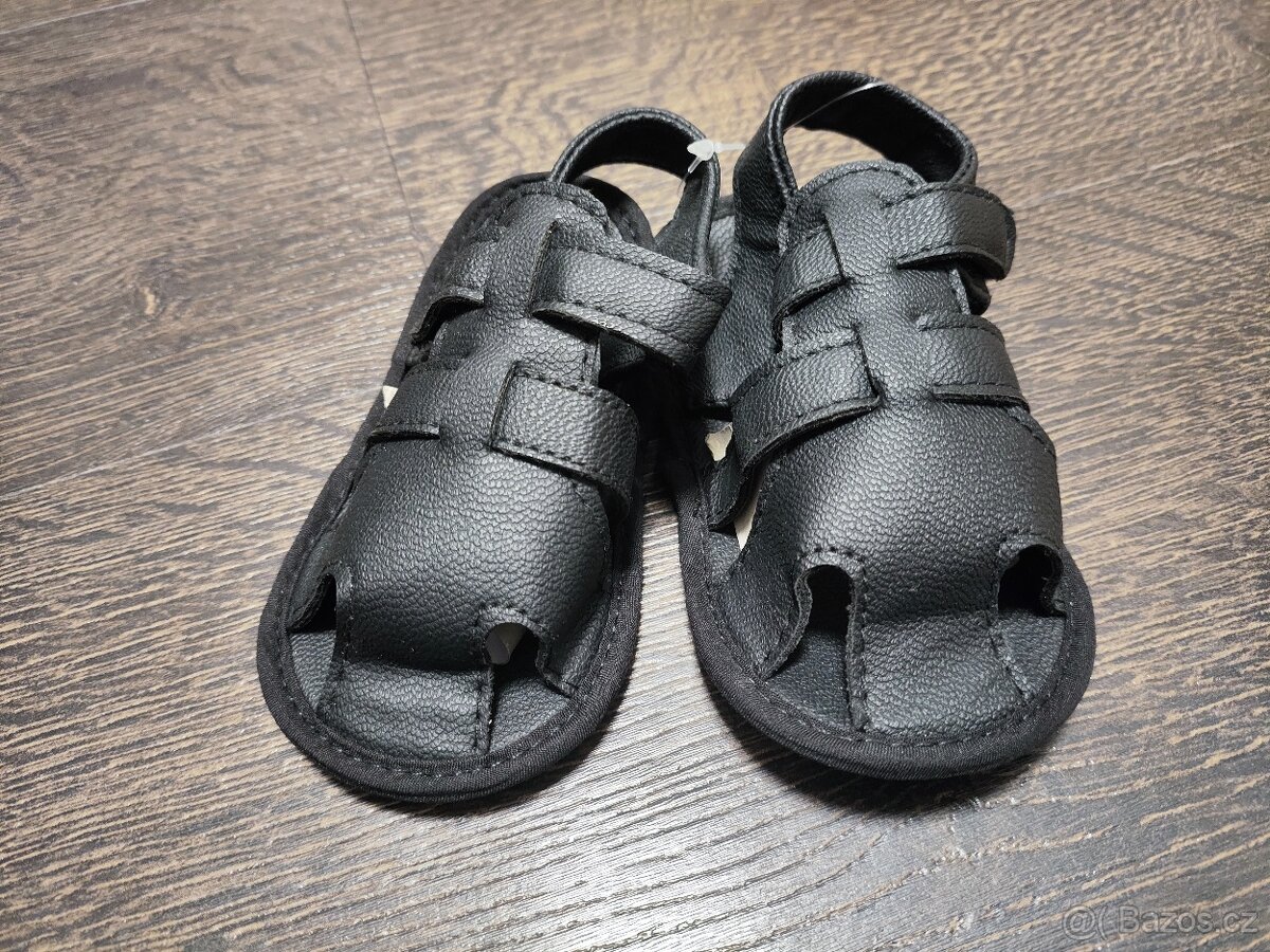 PRVNÍ DĚTSKÉ BOTIČKY NOVÉ - ČERNÉ - 2