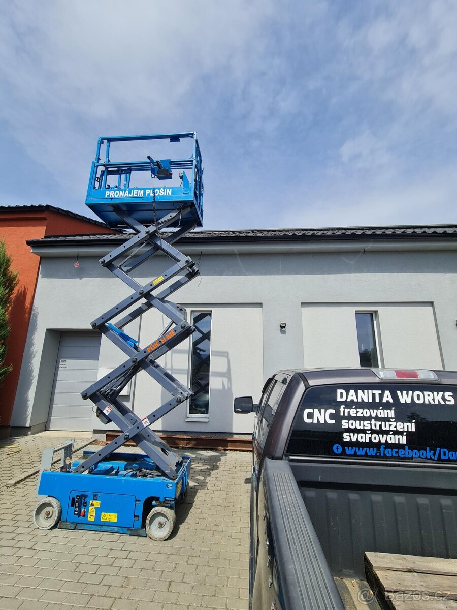 PRONÁJEM nůžkové plošiny GENIE GS-1932 - 2