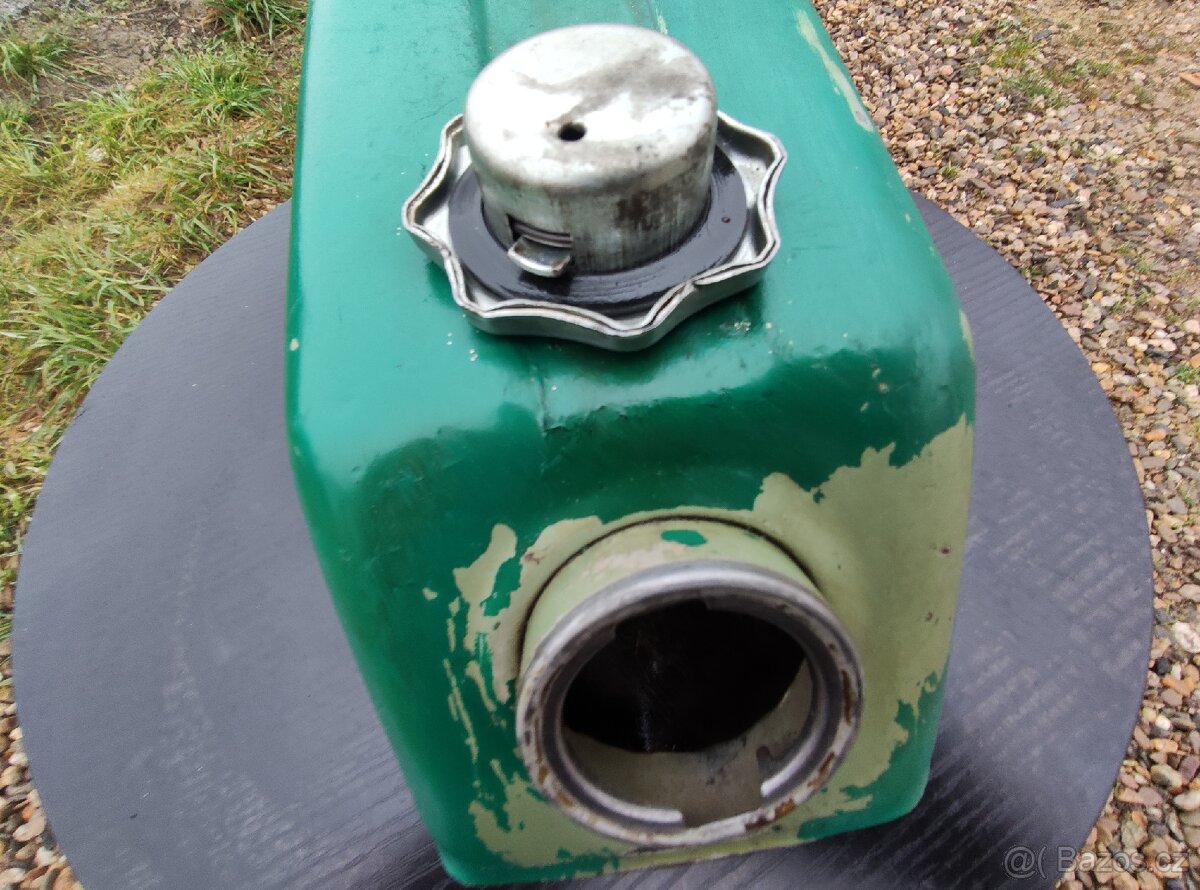 Nádrž Babetta 210 - 2