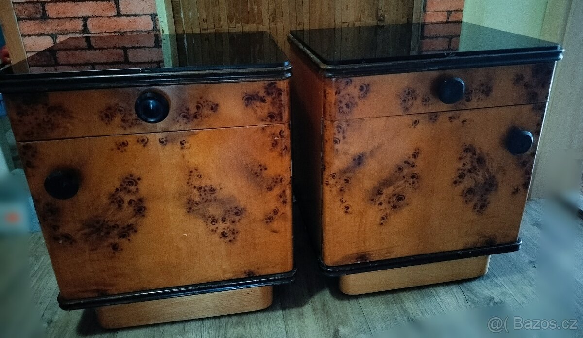 Noční stolky Halabala - 2