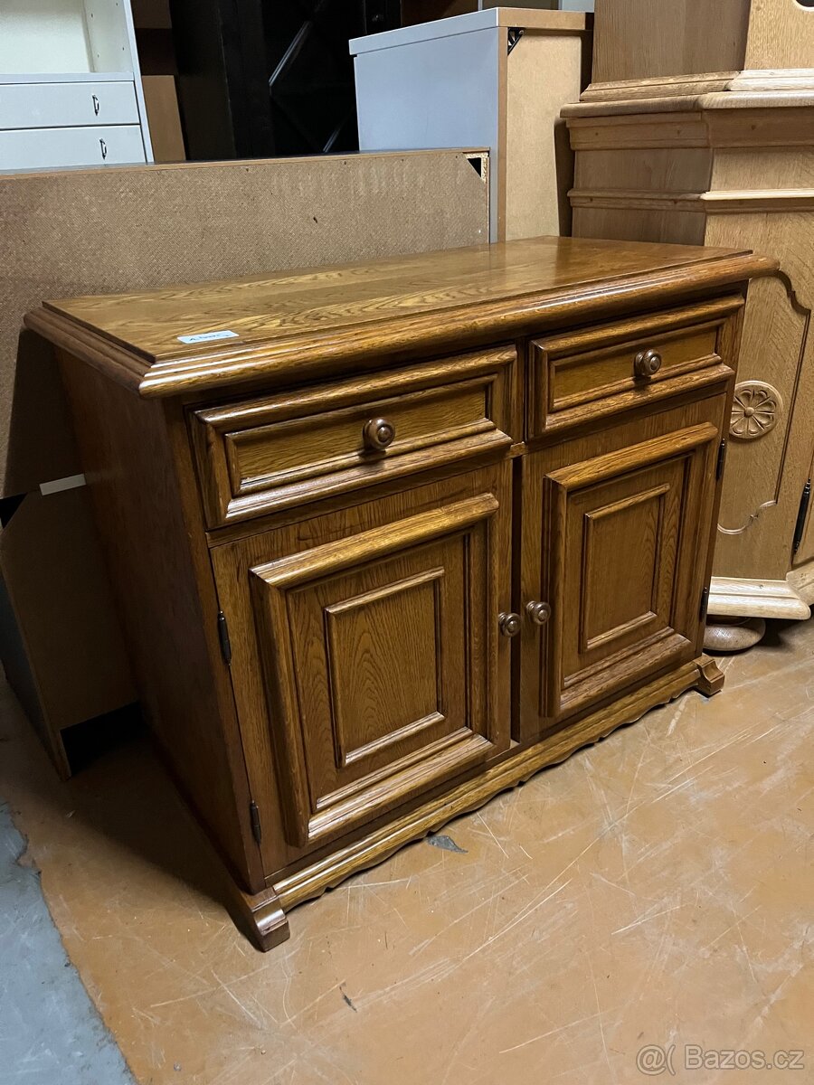 Komoda - 2