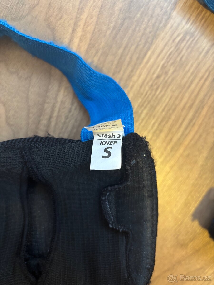 Chrániče na inline bruslení S (+jedny navíc M) - 2