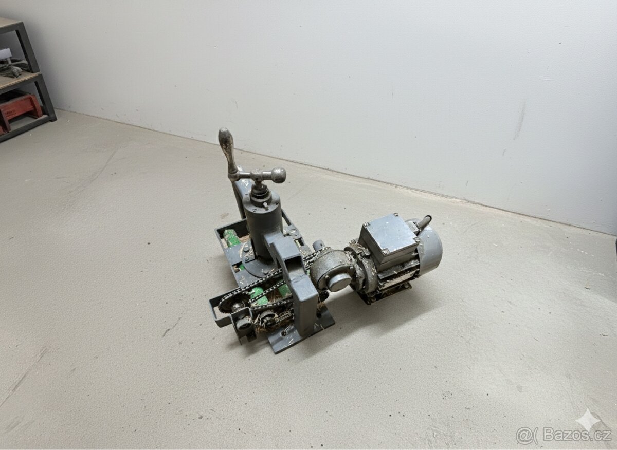 Kombinovaná hoblovka s dlabačkou - zamluveno do 7.3. - 2