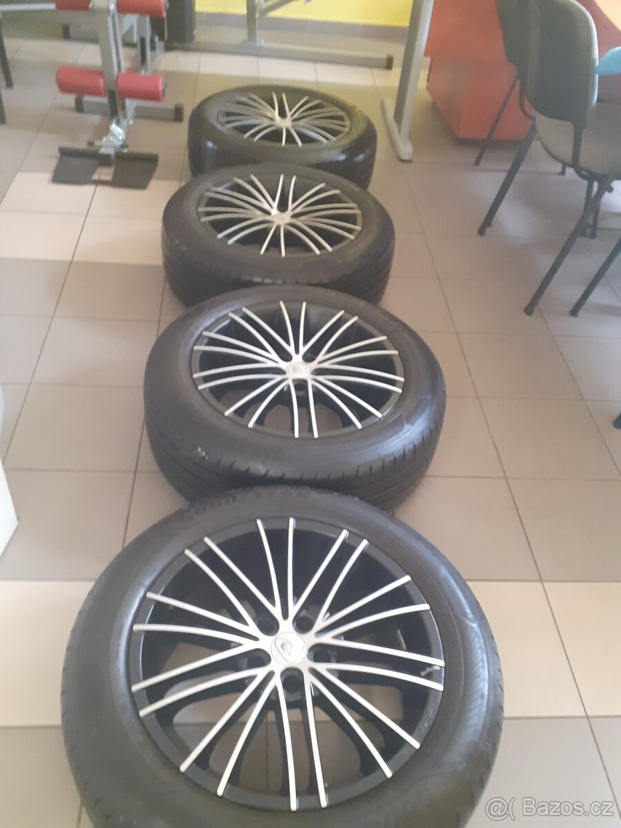 Sada nových alu disků a pneumatik 235/55/18 - 2