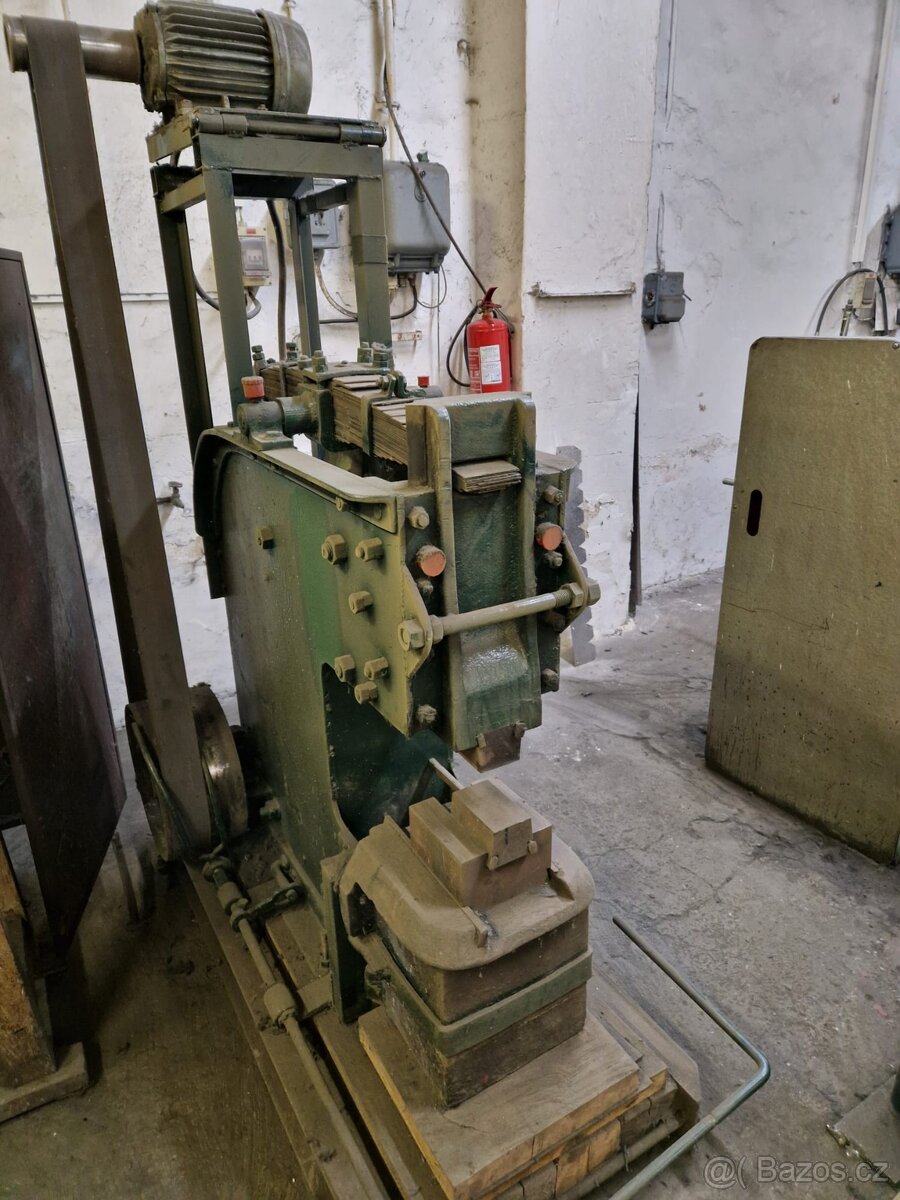 Prodám kovářský buchar - 2