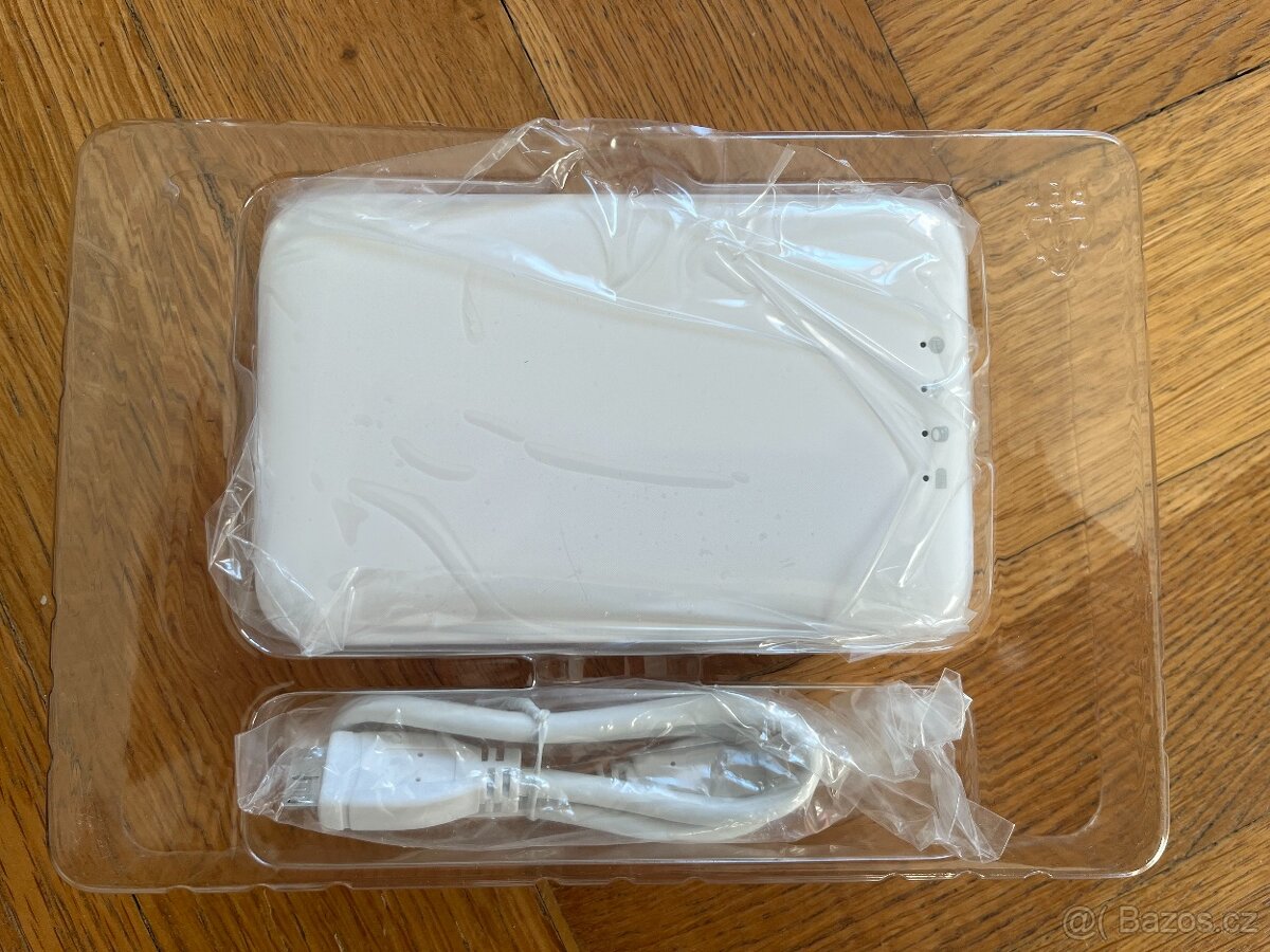 Bezdrátový box na 2,5' disk Mecally - 2