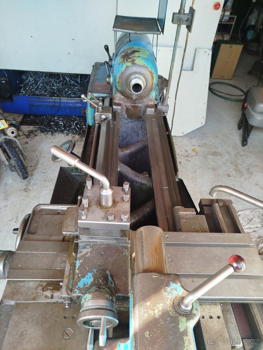Soustruh SV 18R - 2