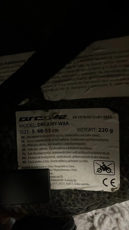 Cyklistická helma + rukavice - 2