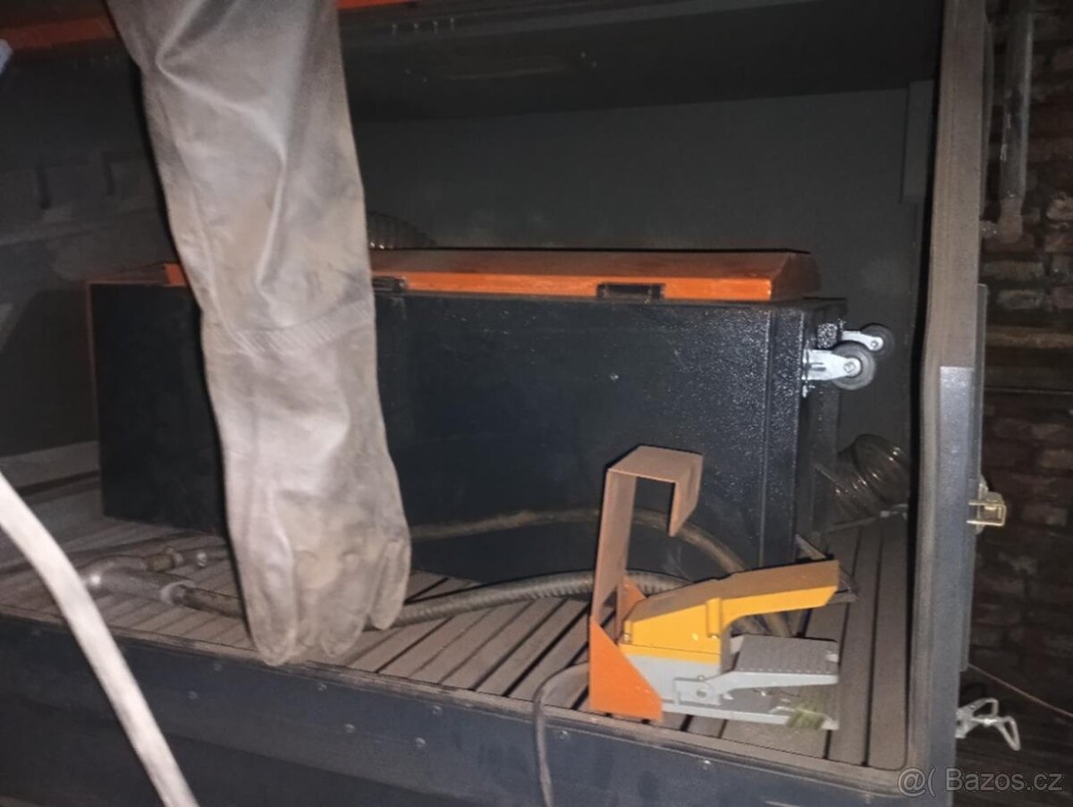 Pískové tryskací zařízení eVirgo - 2