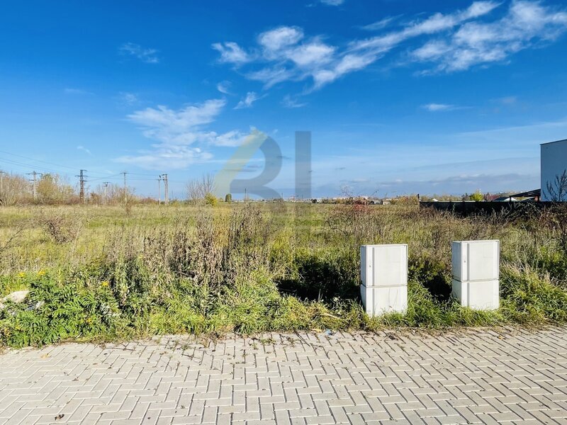 Prodej stavebního pozemku 2015m2, Hodonín - 2