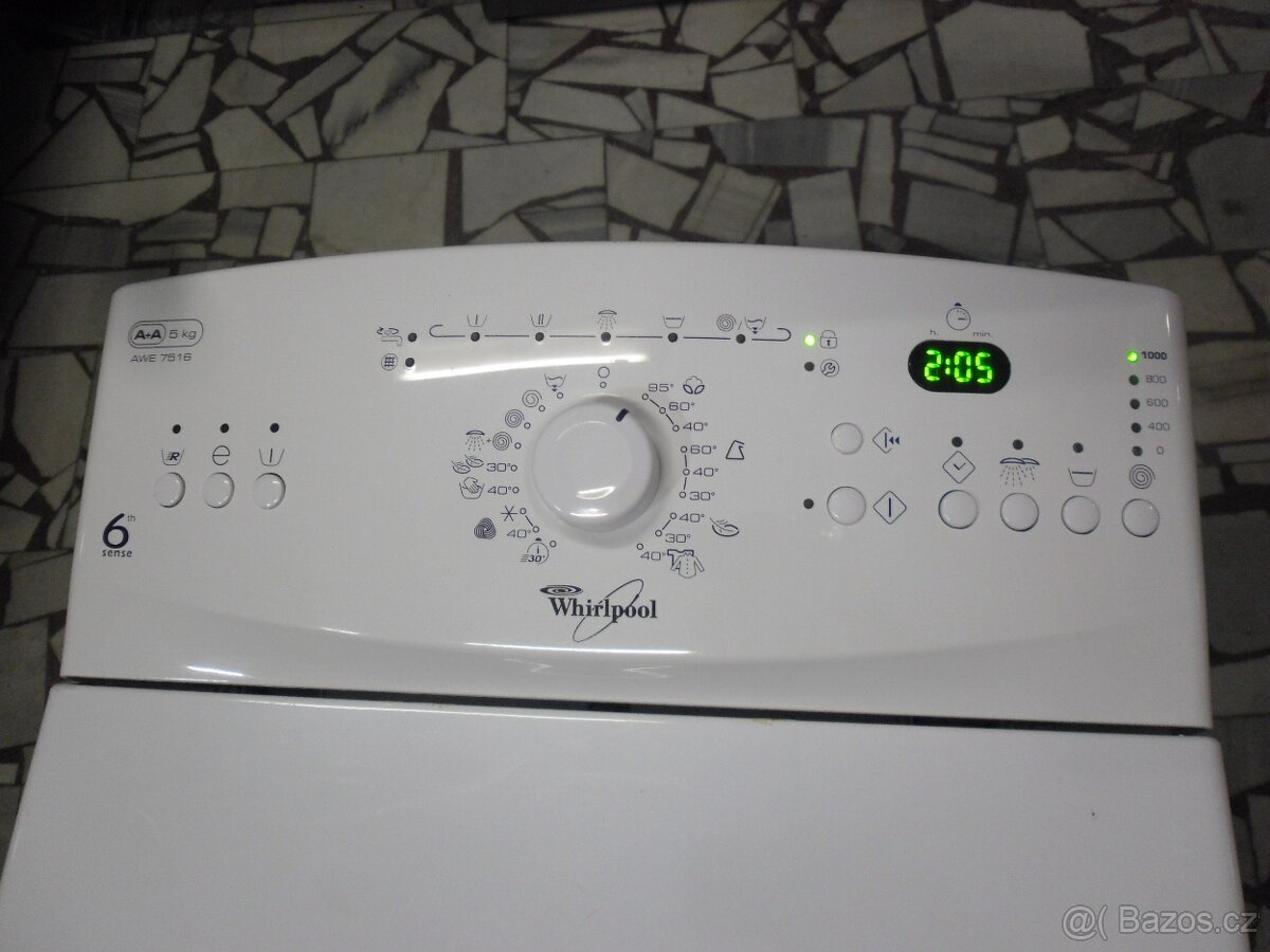 Prodáme pračku Whirlpool na 5 kg prádla, horní plnění - 2