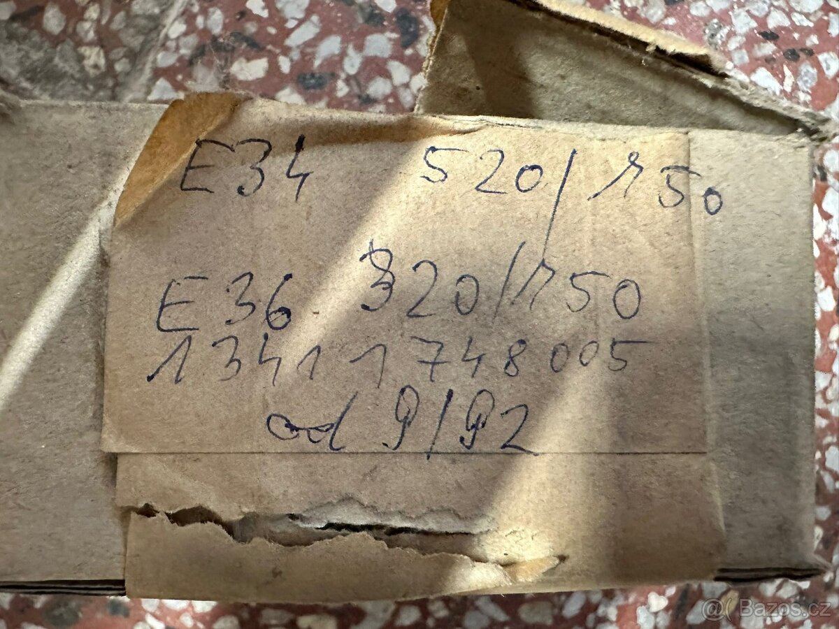 Volnoběžný ventil BMW e34 e36 M50 - 2