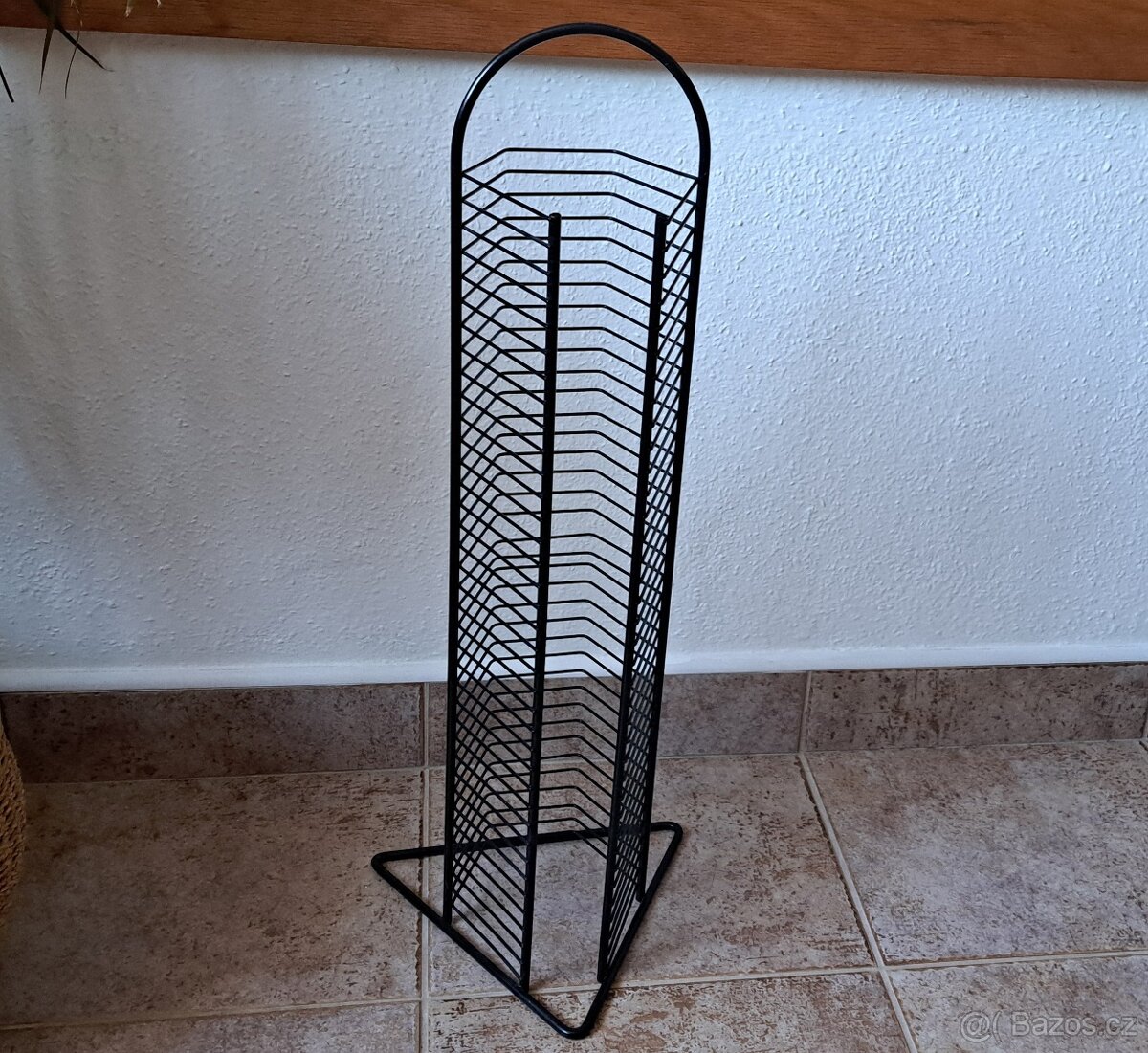 Stojan na CD/DVD - 2