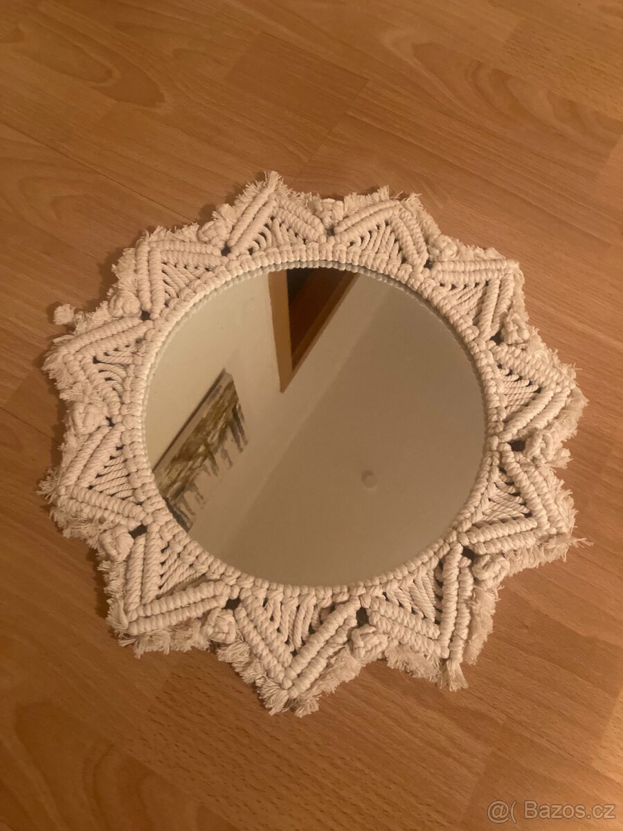 Zrcadlo s macrame - 2