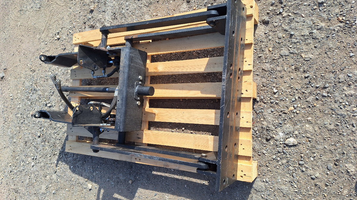 přední závěs / hydraulika na malotraktory Šálek čtyřválec - 2